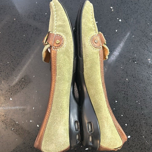 EUC Cole Hann Flats - Picture 4 of 10